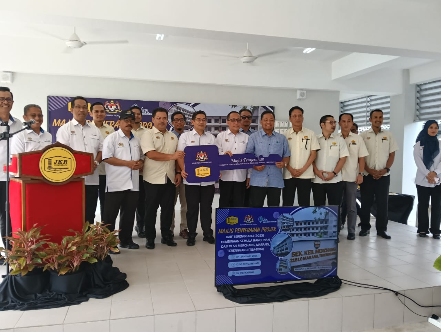 Majlis Penyerahan Projek Daif Terengganu (2023)